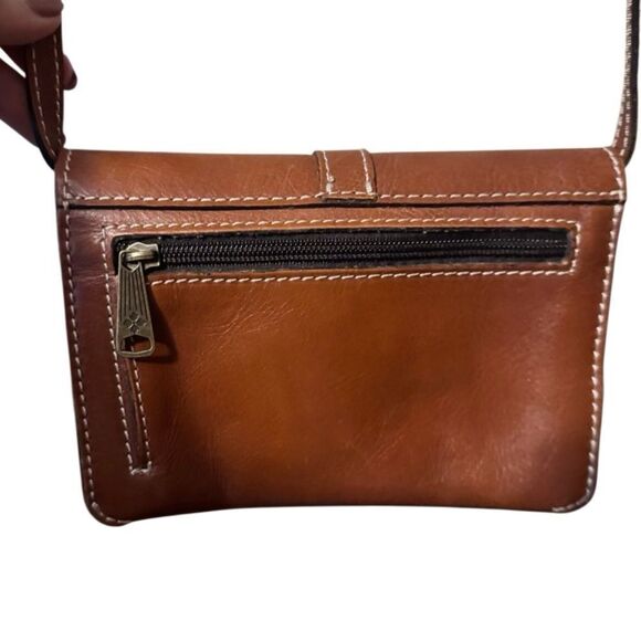 Patricia Nash- Torri Leather Flap Crossbody Burnished Tooled Bag Brass Fixture - Picture 5 of 10